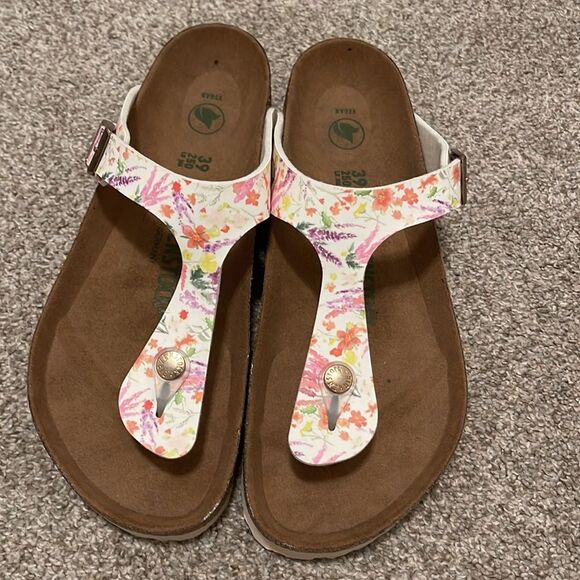 New BIRKENSTOCK WOMEN’S GIZEH VEGAN BIRKO-FLOR SANDAL WHITE 39 - Picture 4 of 11